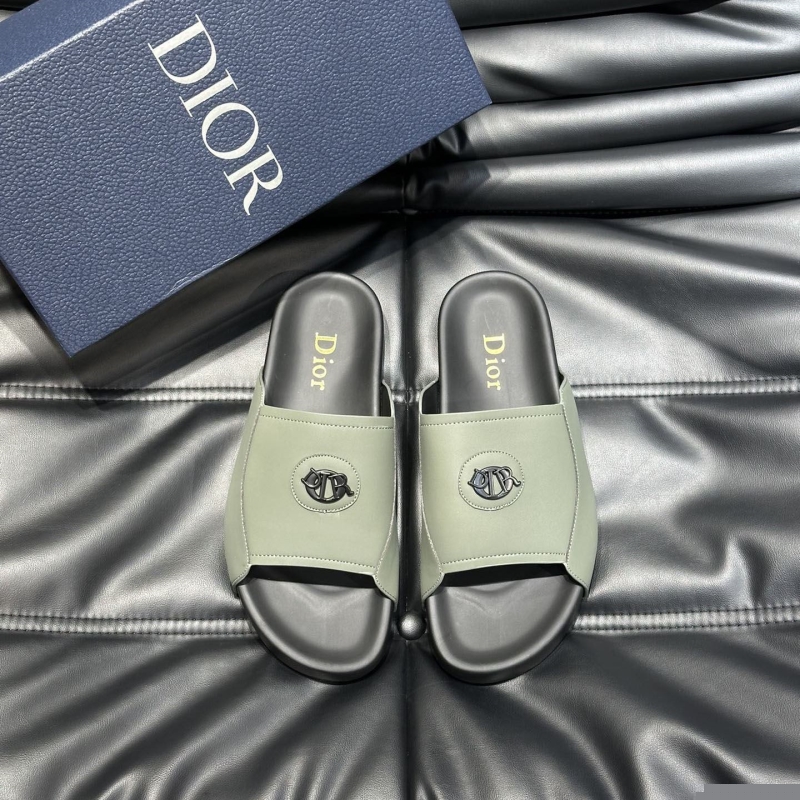 ch**an D*or slippers